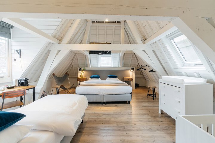 Room 15 of 67