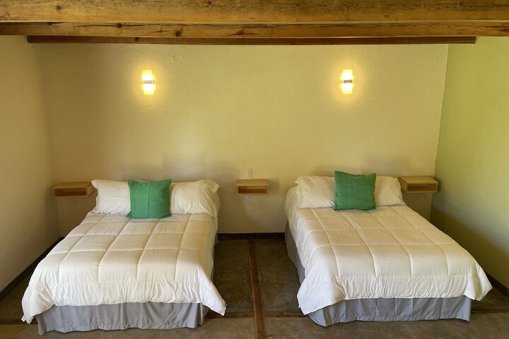 Room 5 of 18