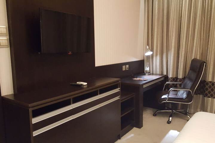 Room 73 of 139