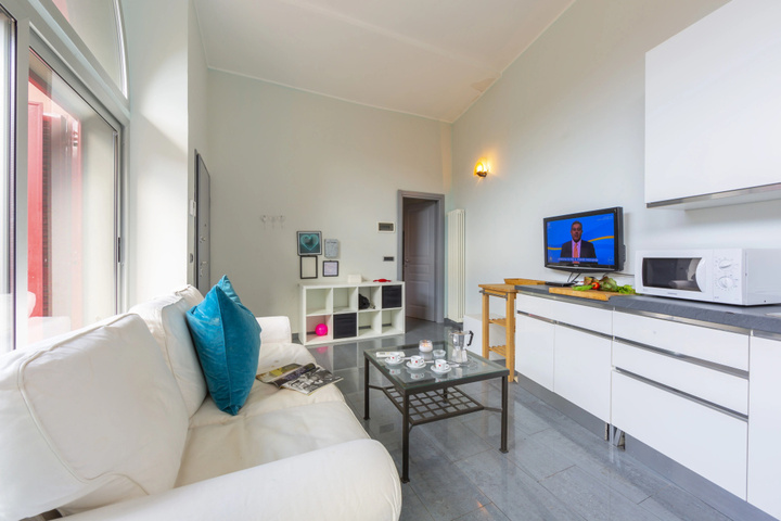 Room 2 of 12