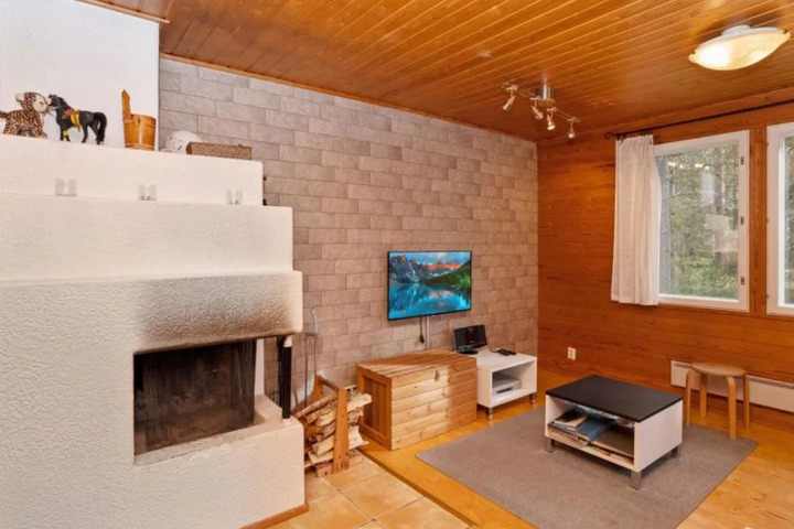 Room 3 of 17