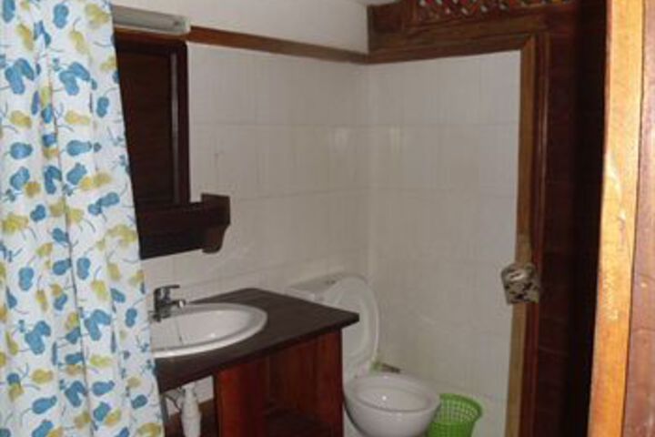 Room 5 of 85