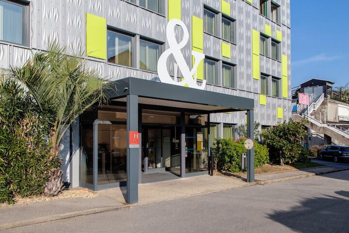 Hotel 33 of 37