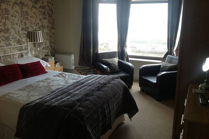 Room 7 of 22