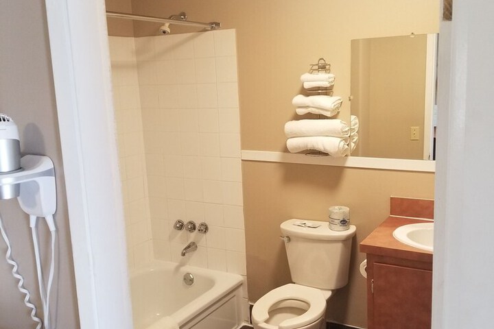 Room 4 of 45