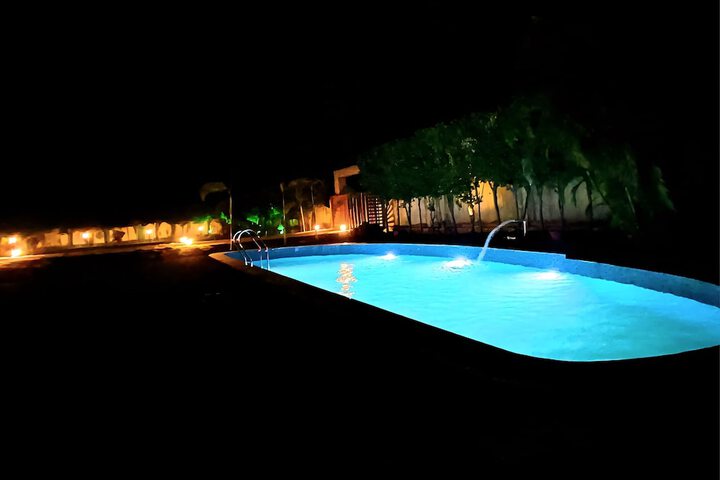 Pool 45 of 94