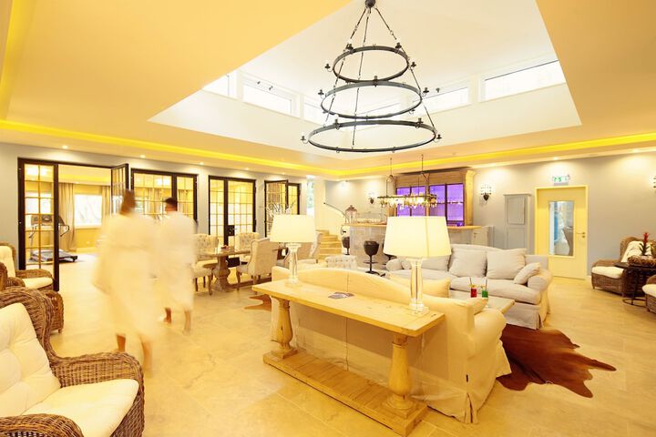 Hotel Interior 47 of 160