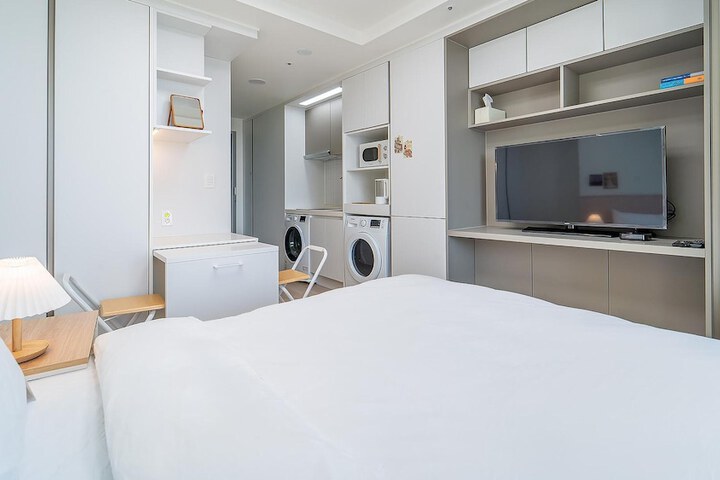 Room 423 of 640