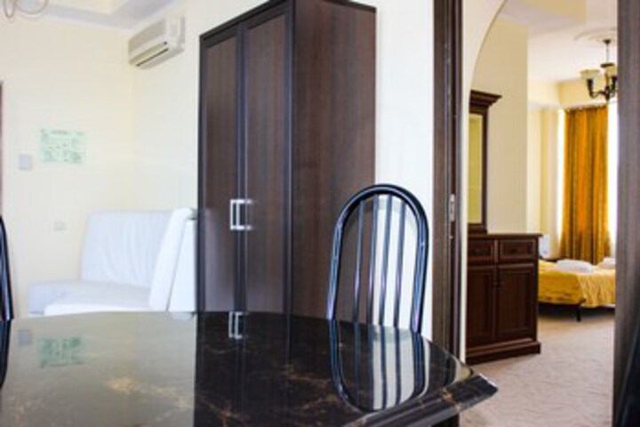 Room 42 of 52