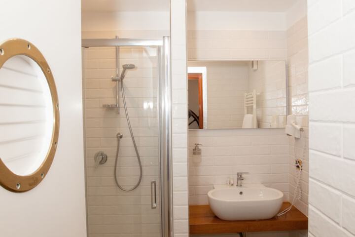Bathroom Vanities