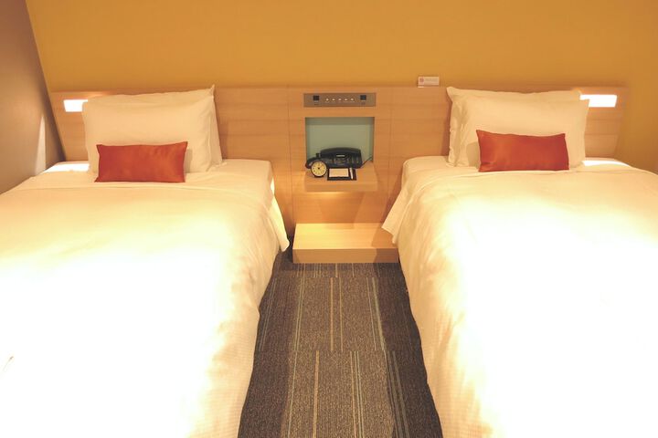 Room 29 of 70