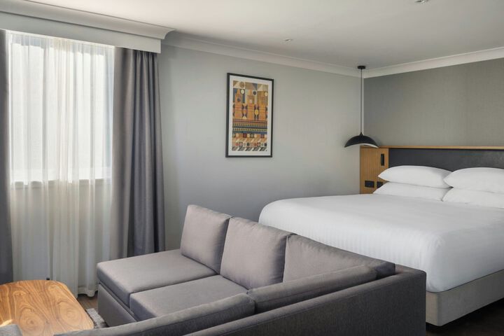 Room 43 of 118