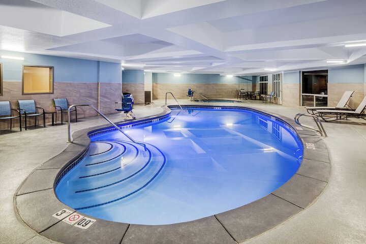 Pool 31 of 56