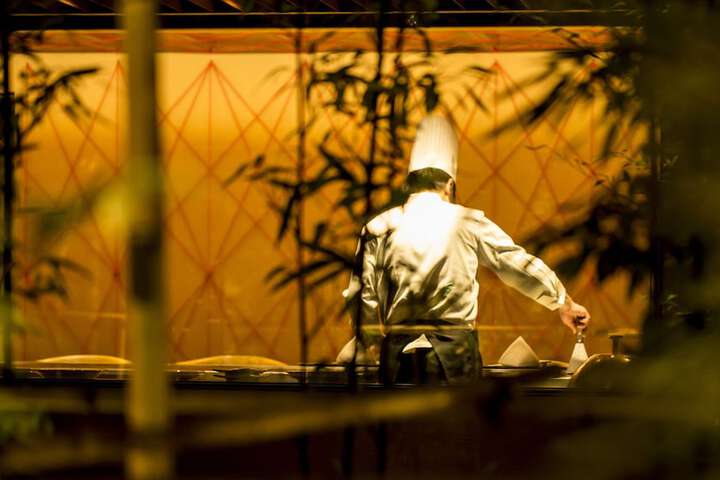 Dining 102 of 160