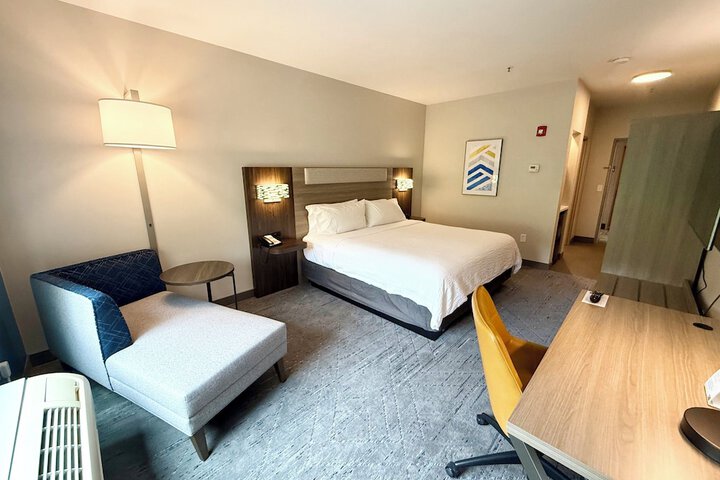 Room 31 of 87