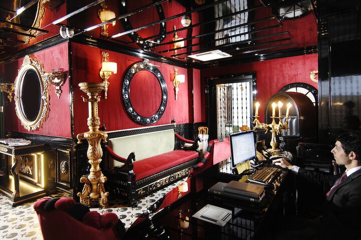 Hotel Lobby
