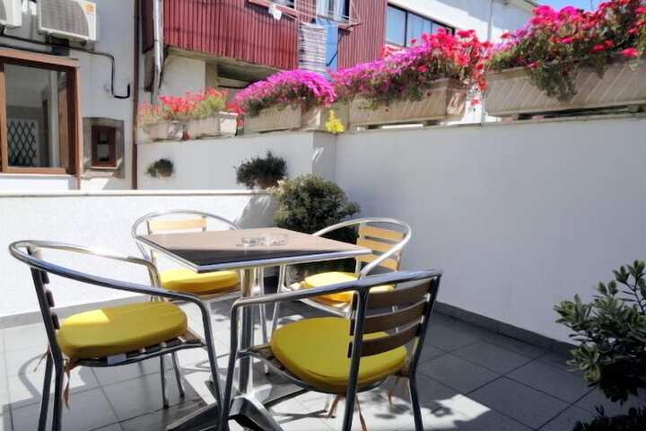 Terrace/Patio 20 of 21