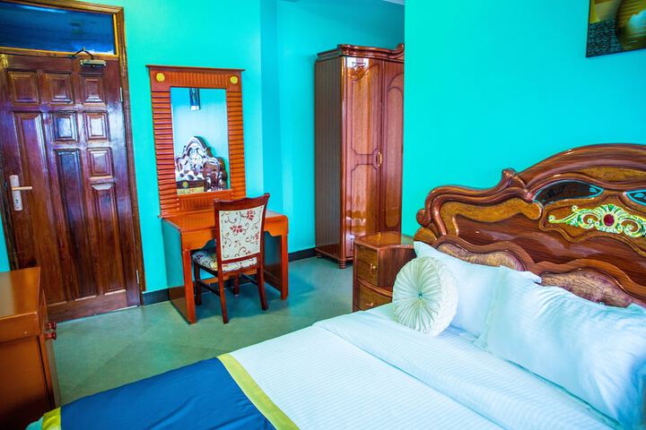 Room 28 of 58