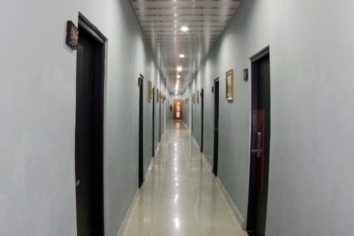 Ballroom/Hall 19 of 26