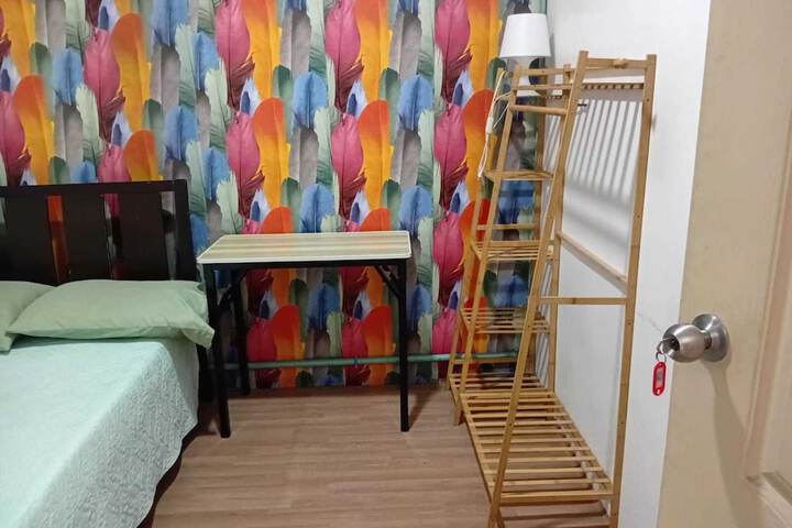 Room 12 of 33