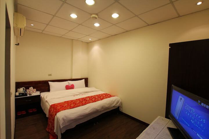 Room 19 of 115