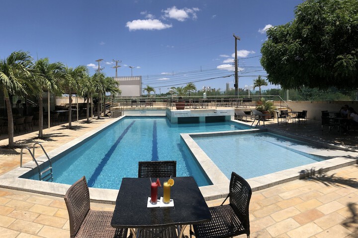 Hotel Pool
