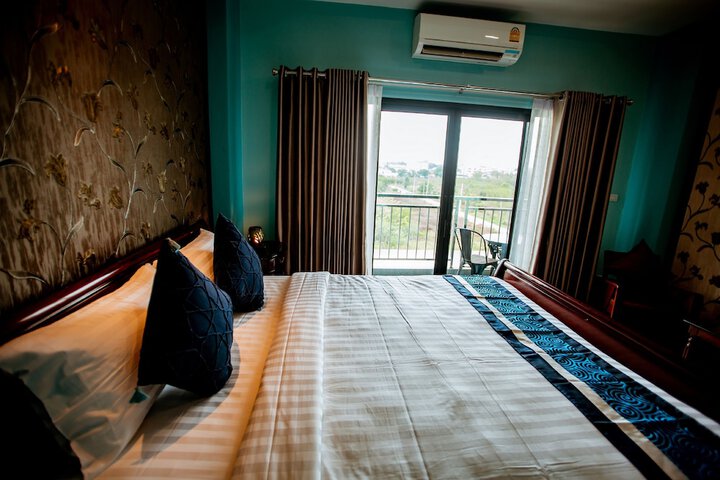 Room 14 of 34