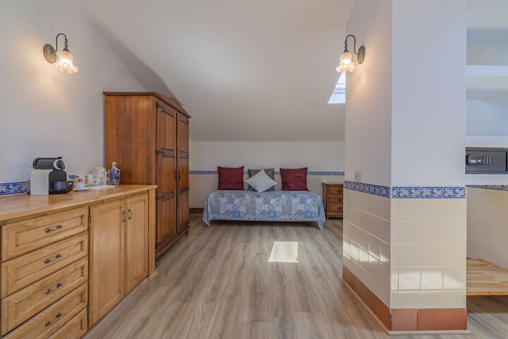 Room 43 of 133