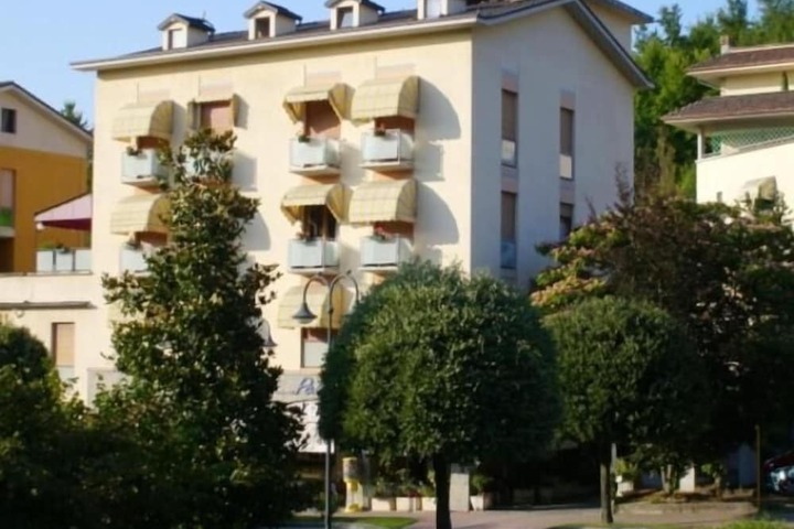 Hotel 38 of 42