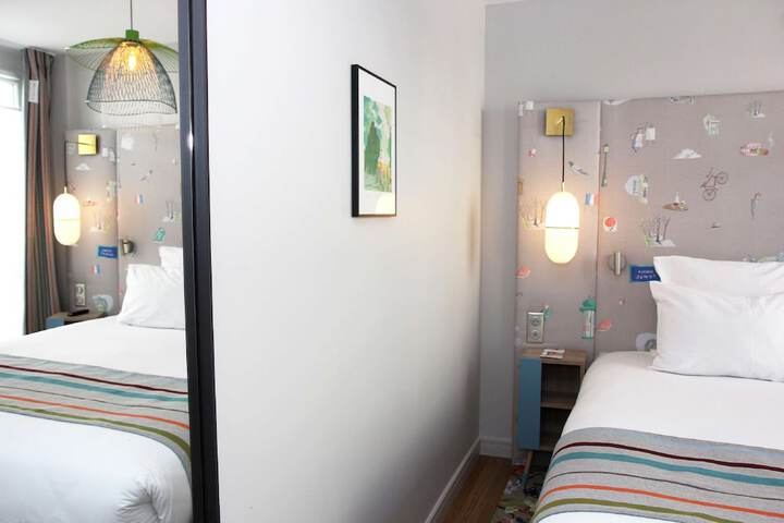 Room 43 of 56