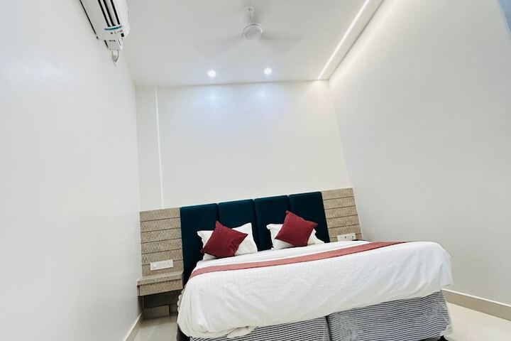 Room 21 of 46