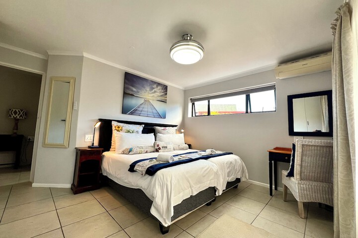Room 15 of 53