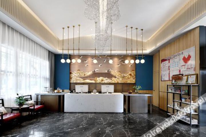 Hotel Interior 8 of 15