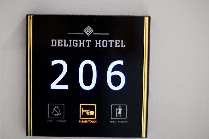 Room 34 of 59