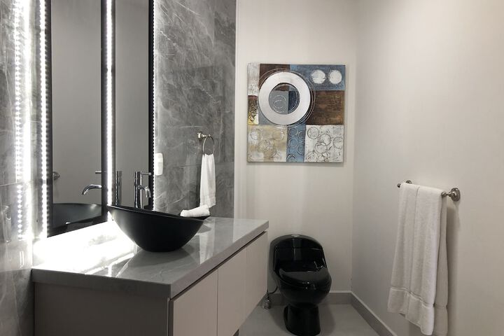 Room 56 of 114