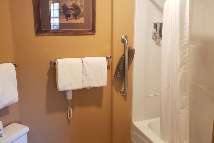 Room 175 of 259