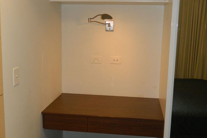 Room 10 of 19