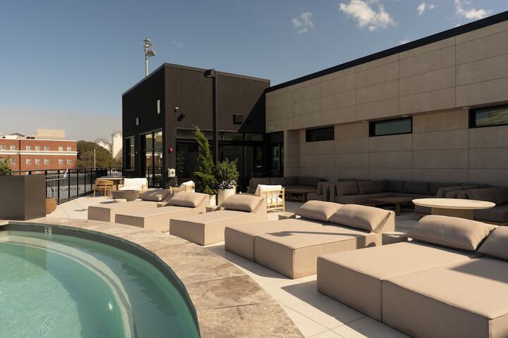 Sundeck 46 of 47