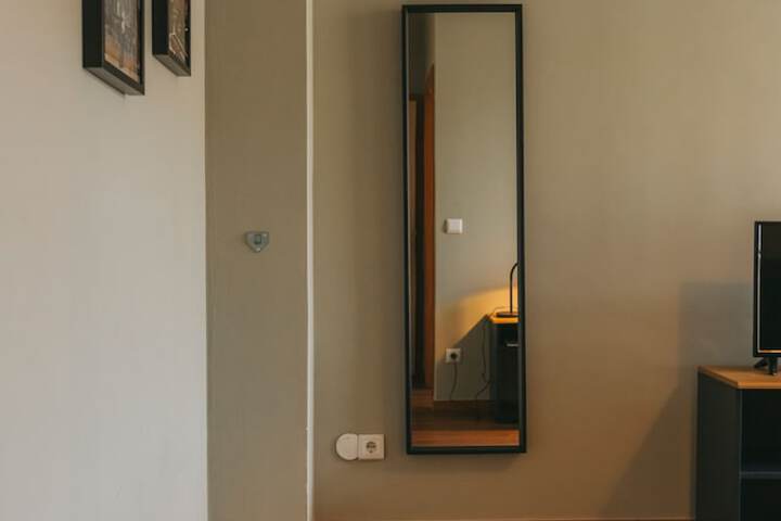 Room 15 of 91