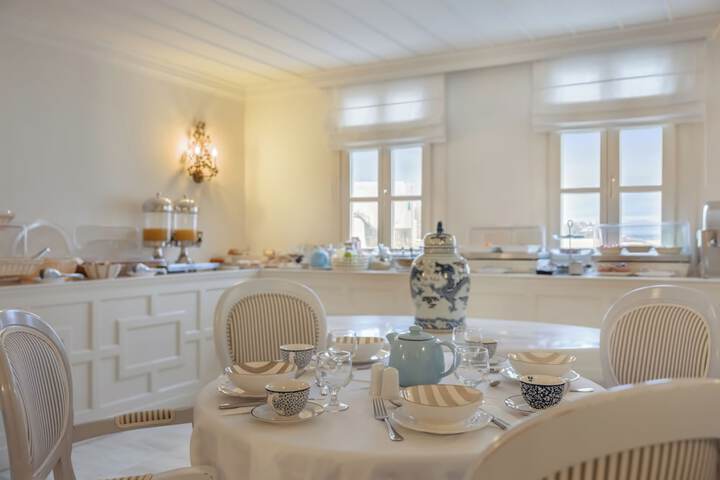 Breakfast/Coffee Service 89 of 96