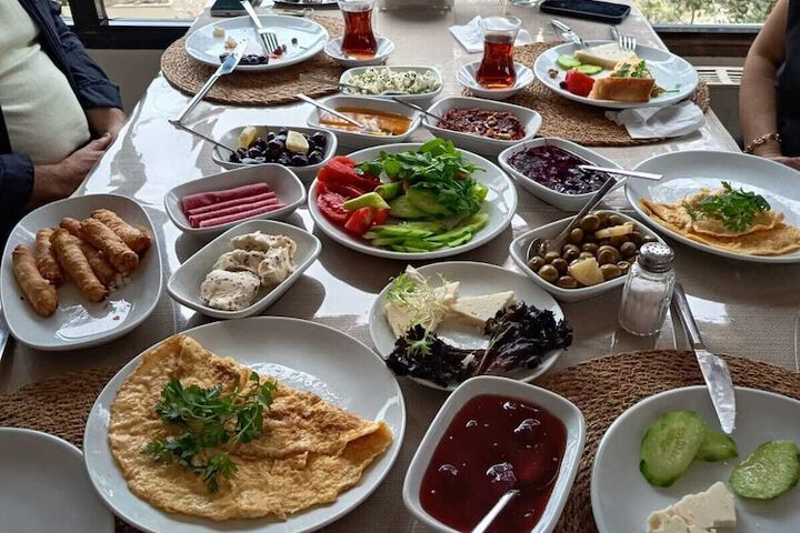 Dining 40 of 92