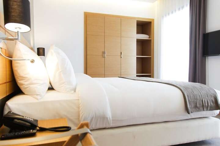Room 2 of 57