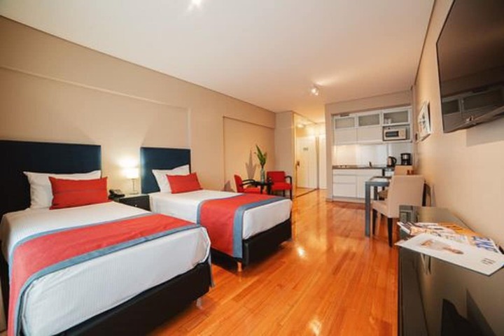 Room 5 of 43