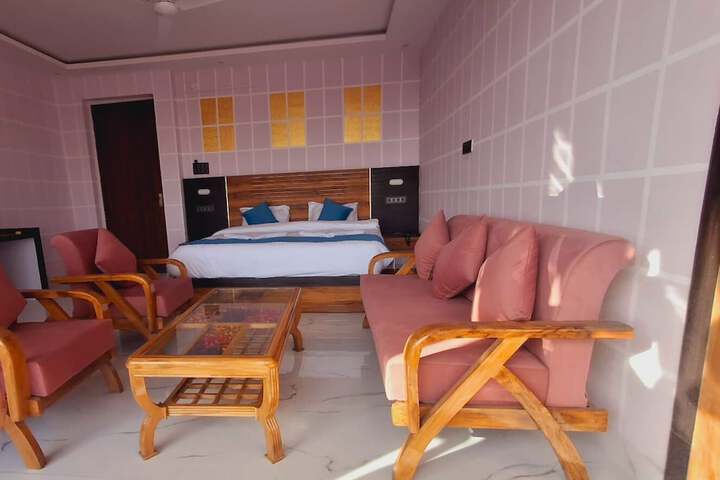 Room 13 of 29