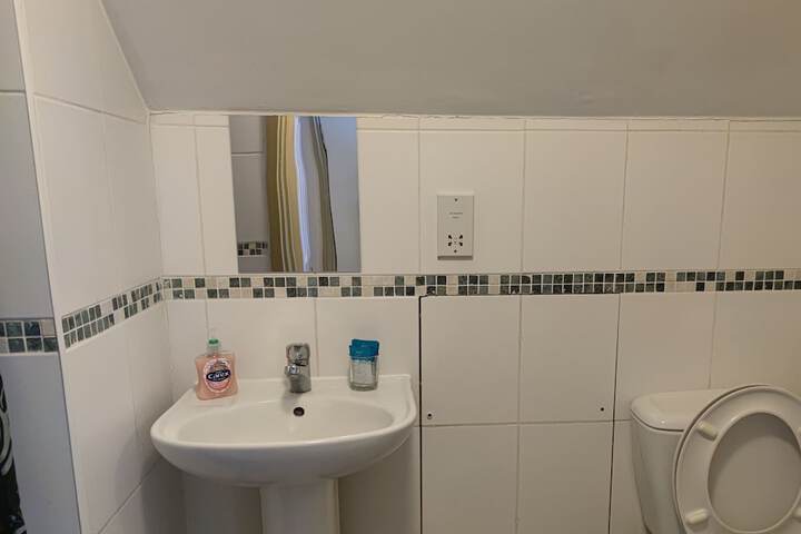 Room 34 of 49