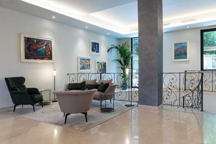 Lobby Photos