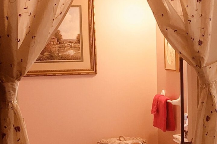 Room 26 of 35