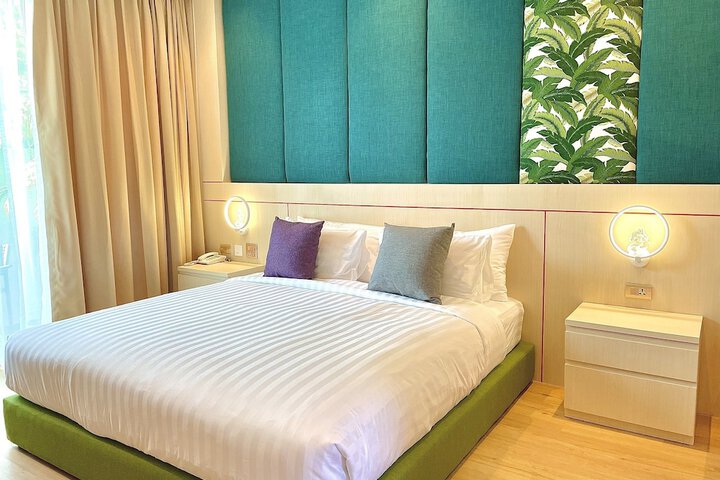 Room 9 of 72