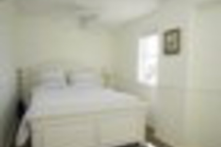 Room 29 of 384