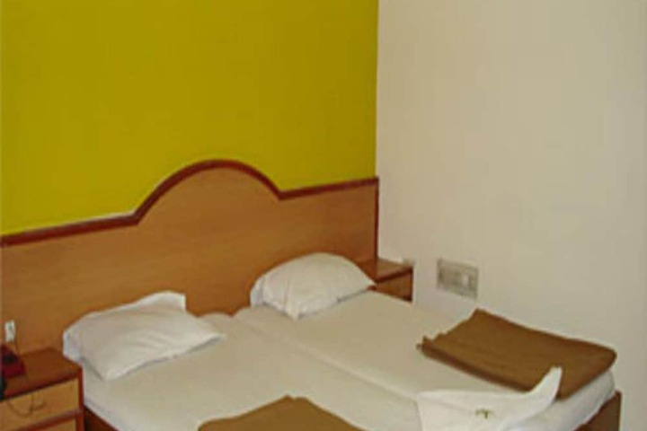 Room 5 of 21
